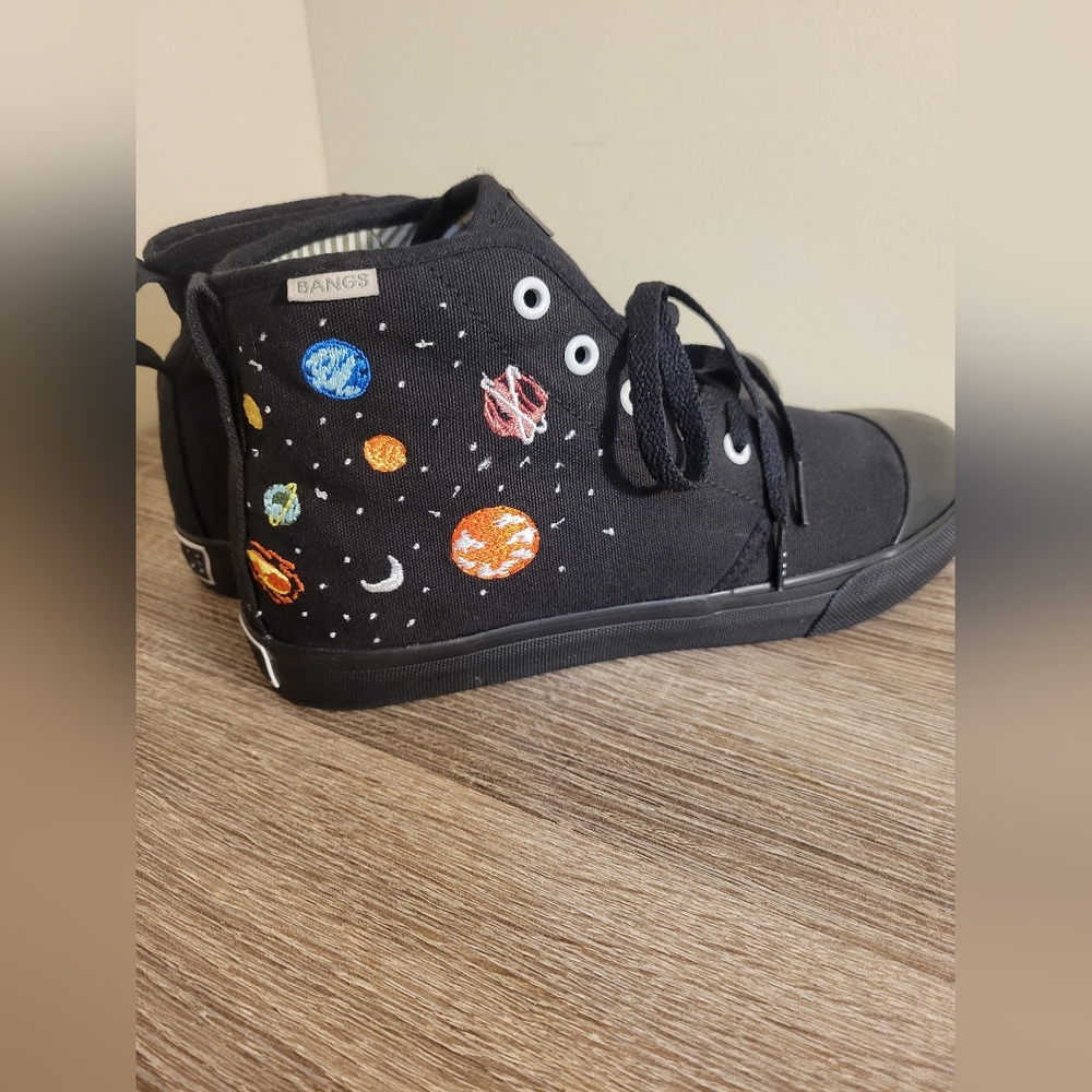 Bangs Black Universe Shoes Women's 7.5